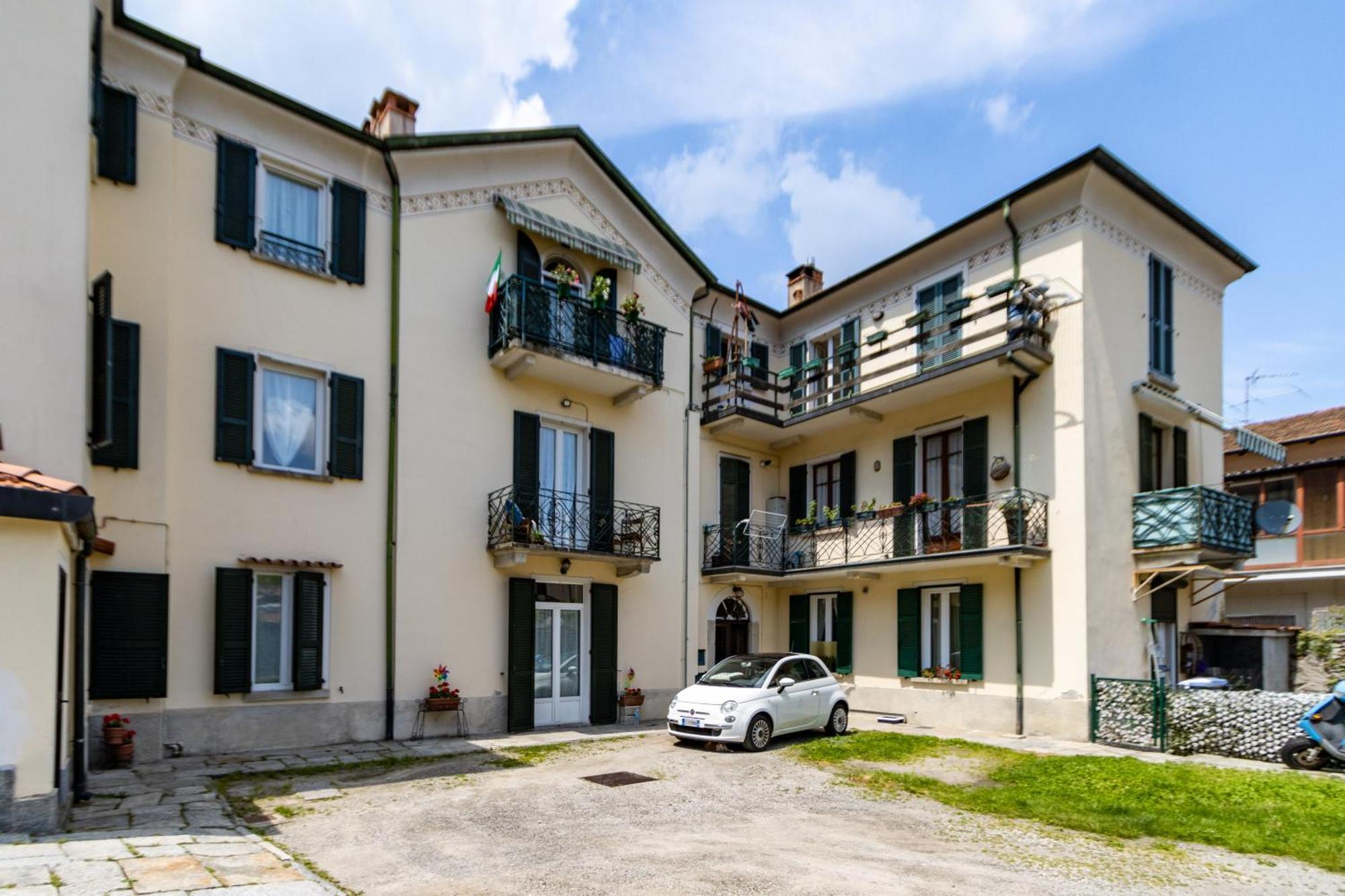Le Dalie - Appartamento Stresa - Magognino Brisino Exterior photo